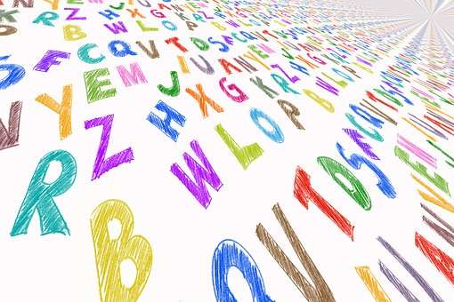 Texte in Einfacher Sprache sind für Menschen, die Buchstaben schwer zu einem Wort verbinden können. Foto: Pixabay